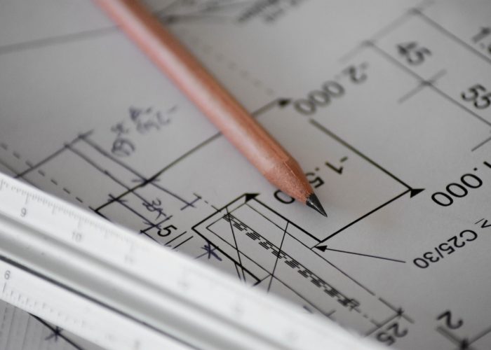 glass repair and replacement services